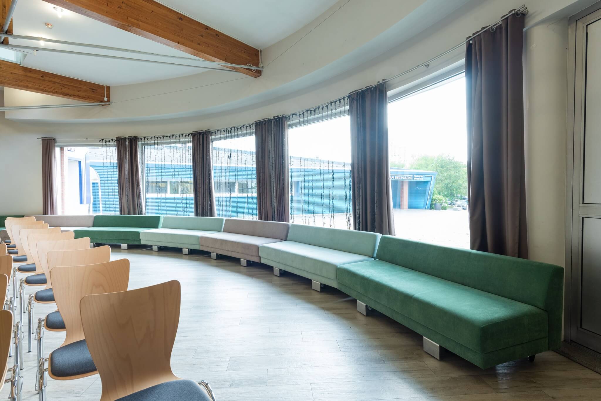 Конференц центр IBB. Зал Europe — изображение 5